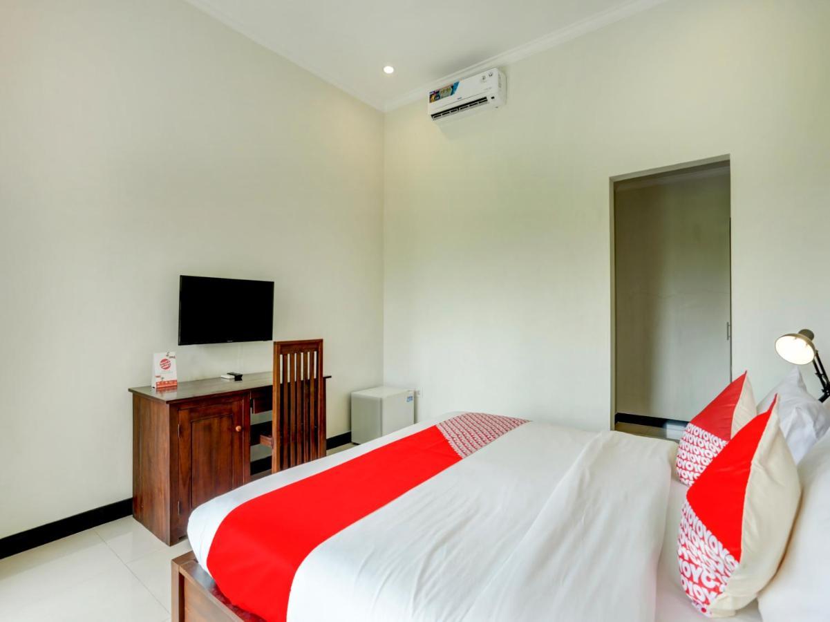 Oyo 90116 Carik Bali Guest House Чангу Екстер'єр фото